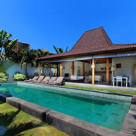 Villa Tinn Tamm By Optimum Bali Villas Семіньяк Екстер'єр фото